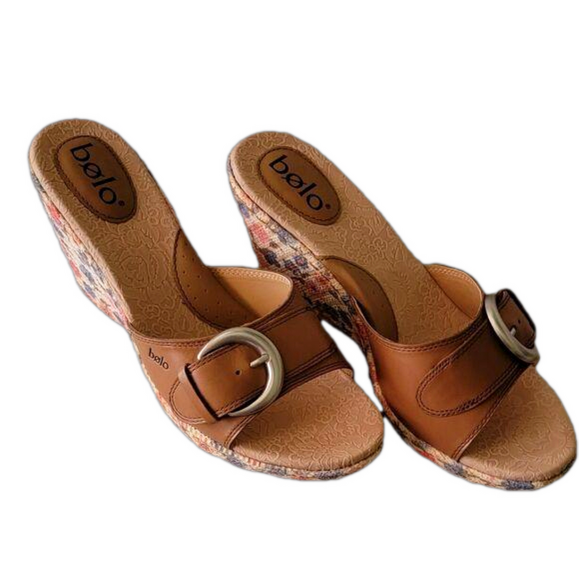 #269 Bolo 👡 Wedged silver buckle sandals,sze. 10 - Picture 1 of 9